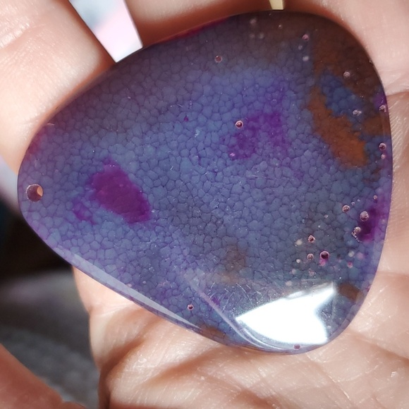New Purple Fire Dragon Veins Agate Triangle Pendant. - Picture 11 of 15